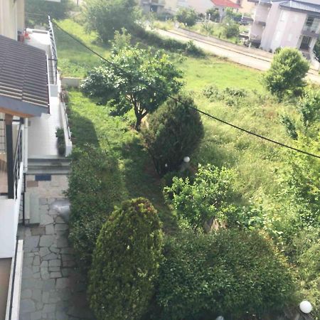 Queen Super Beauty Apartment Ioannina Exterior foto